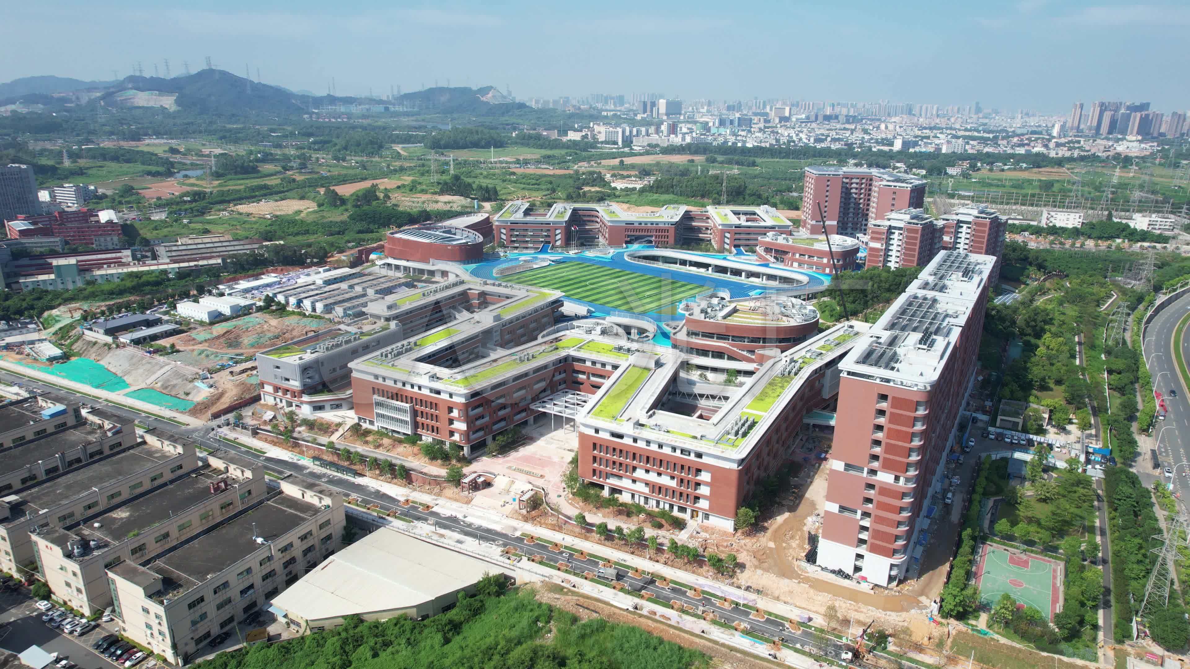 学校机房主机怎么使用