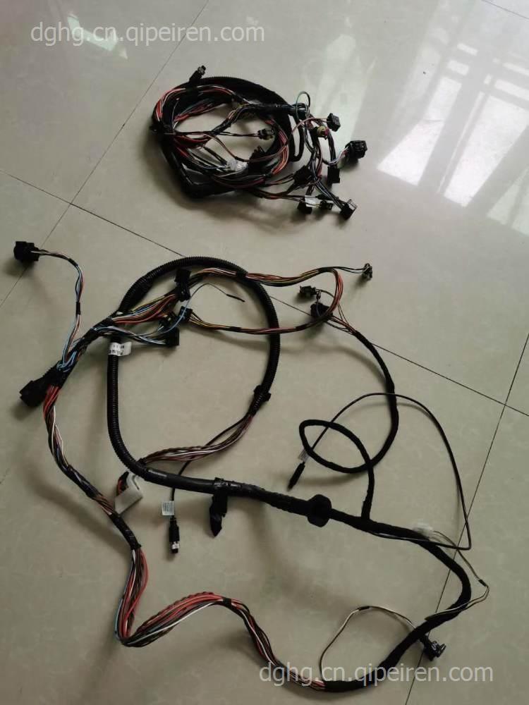 全方位倒车影像锁车主机还工作