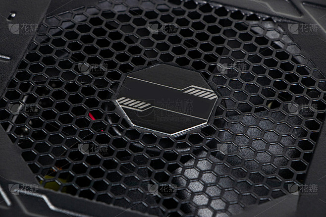 电脑主机风扇电原