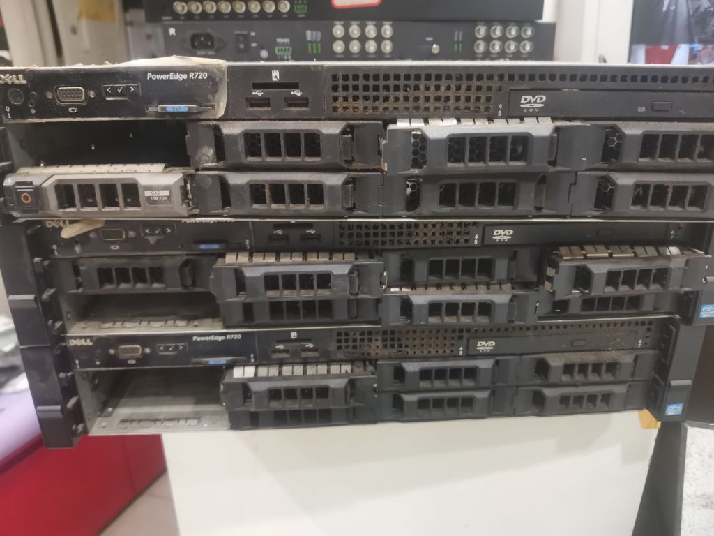 德赛主机与航盛主机