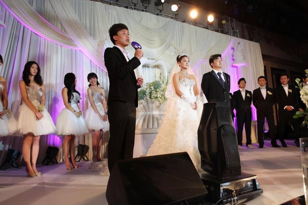 拍新郎是主机还是副机