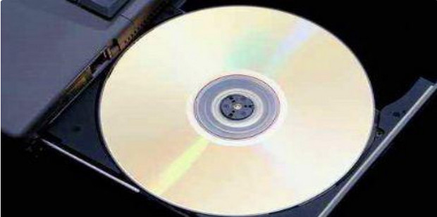 主机的放碟片的那个开不起