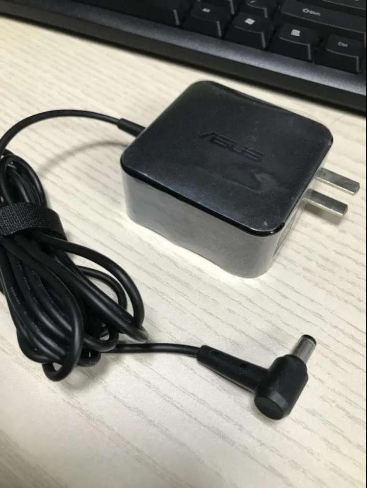 用电脑主机充电影响电脑吗