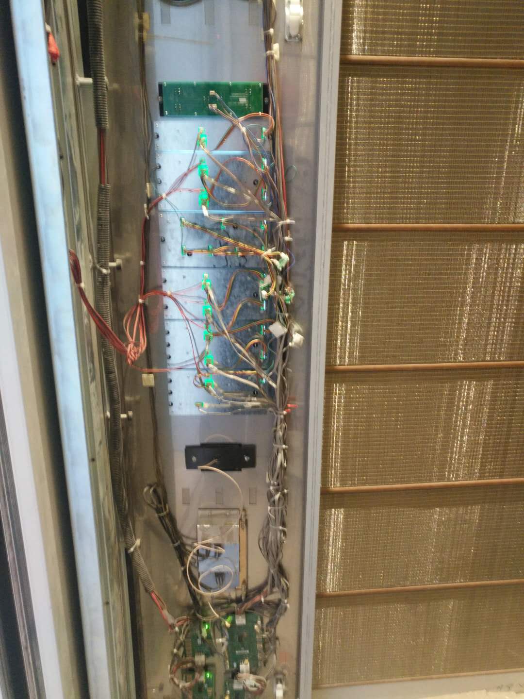 通力电梯安装主机图片