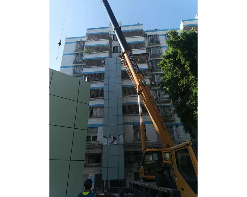 电梯主机井道吊装方案