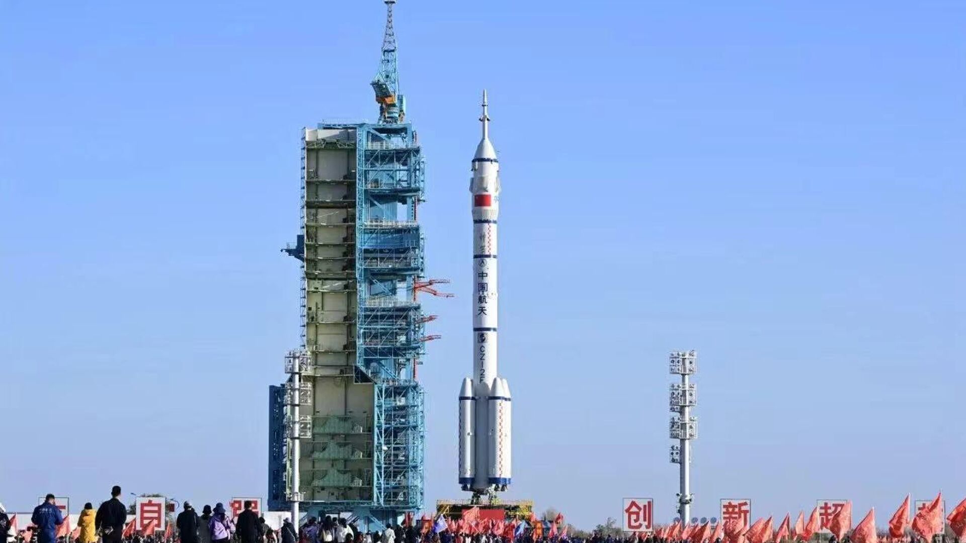 神舟主机后面的连接口