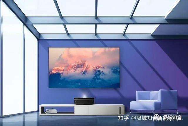 激光电视屏幕与主机距离